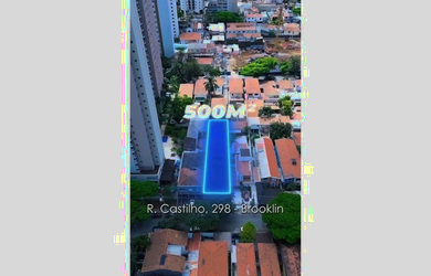 Imagem: A casa possui 3 Dormitórios, 2 Suítes, 5 Banheiros, 6 Vagas