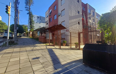 Imagem 2: 1 dormitório na Rua Alberto Silva