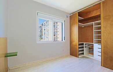 Imagem 10: Apartamento Padrão, 3 dormitórios, 1 banheiros, 1 vaga na garagem