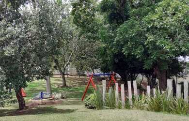 Imagem: O terreno possui 300m² de Área e está localizado em Aberta