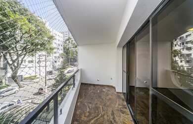 Imagem 15: Apartamento Padrão, 4 dormitórios na Rua Castro Alves