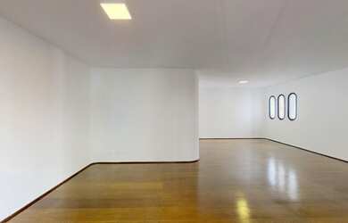 Imagem 10: Apartamento Padrão, 4 dormitórios na Rua Castro Alves