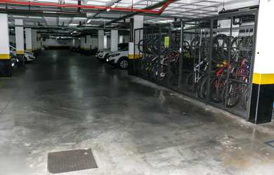 Imagem 16: Apartamento Padrão, 2 dormitórios na Rua Campos Vergueiro