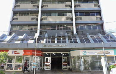 Imagem: A sala comercial possui 1 Banheiro, 45m² de Área e está