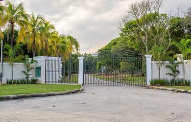 Imagem: O terreno possui 192m² de Área e está localizado em Campo