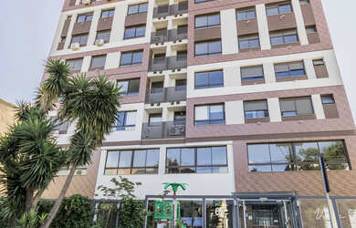 Imagem: O apartamento possui 2 Dormitórios, 1 Suíte, 2 Banheiros