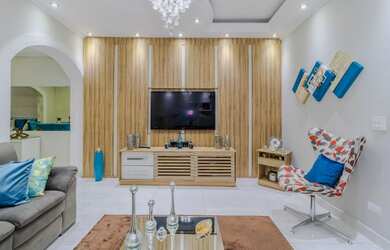 Imagem: A casa possui 4 Dormitórios, 2 Suítes, 4 Banheiros, 3 Vagas