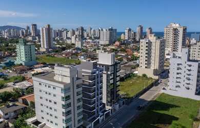 Imagem 9: Apartamento Padrão, 2 dormitórios na Rua Virgínia Ledra Cavilha