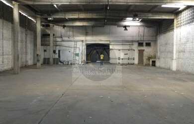 Imagem: O depósito possui 1 Banheiro, 10m² de Área, 1.200m² de Área