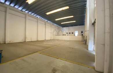 Imagem: O depósito possui 1 Banheiro, 10m² de Área e está localizado