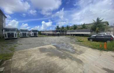 Imagem: O depósito possui 1 Banheiro e 1700m² de Área e está localizado