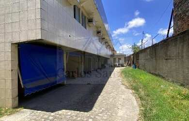 Imagem: O depósito possui 1 Banheiro, 1.924m² de Área, 1.748m² de