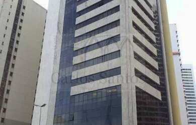 Imagem: A sala comercial possui 2 Banheiros, 3 Vagas na garagem, 10m²