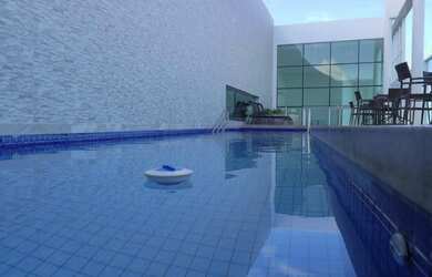 Imagem: O apartamento possui 1 Dormitório, 1 Banheiro, 1 Vaga na garagem