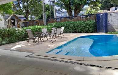 Imagem: O apartamento possui 3 Dormitórios, 1 Suíte, 1 Banheiro, 1