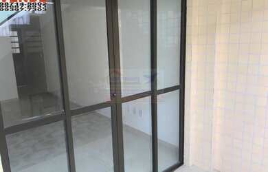 Imagem: O apartamento possui 2 Dormitórios, 1 Suíte, 2 Banheiros