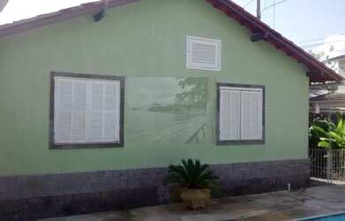 Imagem: A casa em condomínio possui 3 Dormitórios, 1 Suíte, 1 Banheiro