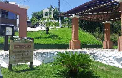 Imagem: A casa possui 3 Dormitórios, 3 Suítes, 1 Banheiro, 4 Vagas