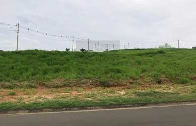 Imagem: O terreno possui 420m² de Área e está localizado em Salto