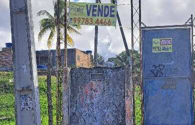 Imagem: O terreno possui 205m² de Área e está localizado em Fragoso