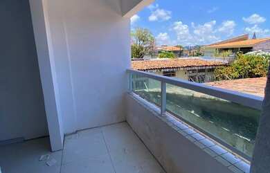 Imagem: O apartamento possui 2 Dormitórios, 1 Suíte, 1 Banheiro, 1