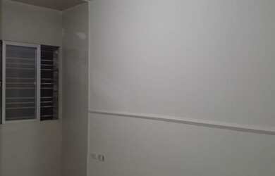 Imagem: A casa possui 2 Dormitórios, 1 Banheiro, 4 Vagas na garagem