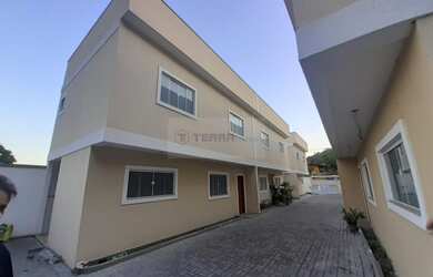 Imagem: A casa em condomínio possui 2 Dormitórios, 2 Suítes, 1 Banheiro