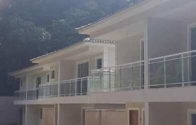 Imagem: A casa em condomínio possui 3 Dormitórios, 1 Suíte, 2 Banheiros