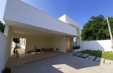 Imagem: A casa em condomínio possui 3 Dormitórios, 1 Suíte, 1 Banheiro