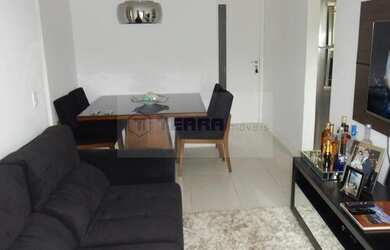 Imagem: O apartamento possui 2 Dormitórios, 1 Suíte, 1 Banheiro, 1