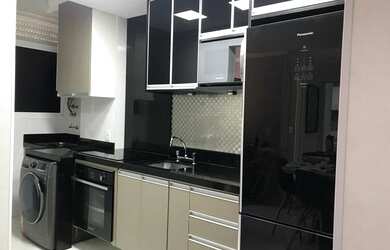 Imagem: O apartamento possui 2 Dormitórios, 1 Suíte, 1 Banheiro, 1