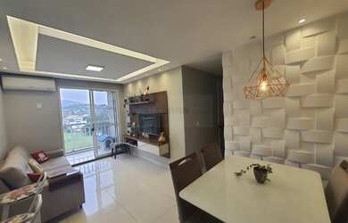 Imagem: O apartamento possui 2 Dormitórios, 1 Suíte, 1 Banheiro, 1