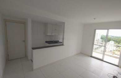 Imagem: O apartamento possui 3 Dormitórios, 1 Suíte, 1 Banheiro, 1