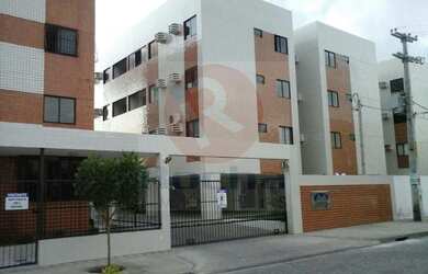 Imagem: O apartamento possui 3 Dormitórios, 1 Suíte, 2 Banheiros