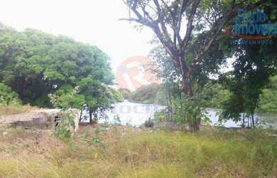 Imagem: O terreno possui 1 Dormitório, 1.500m² de Área e está localizado