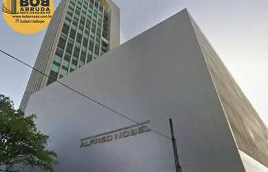 Imagem: A sala comercial possui 4 Banheiros, 12 Vagas na garagem, 10m²