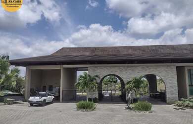 Imagem: O terreno possui 10m² de Área, 1300m² de Área Privada e