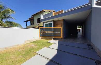 Imagem: A casa possui 3 Dormitórios, 1 Suíte, 1 Banheiro, 240m² de