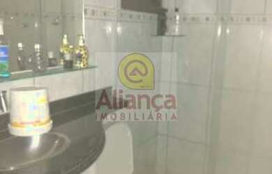 Imagem: A casa possui 3 Dormitórios, 1 Suíte, 2 Banheiros, 2 Vagas