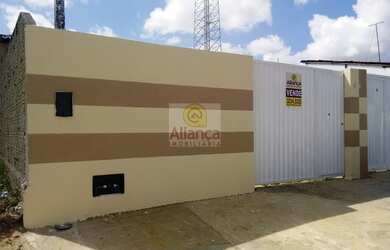 Imagem: A casa possui 2 Dormitórios, 1 Banheiro, 2 Vagas na garagem