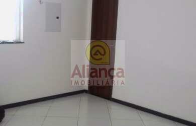 Imagem: A casa possui 5 Dormitórios, 5 Suítes, 1 Banheiro, 4 Vagas