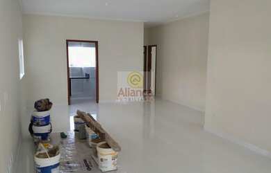 Imagem: A casa em condomínio possui 3 Dormitórios, 1 Suíte, 1 Banheiro