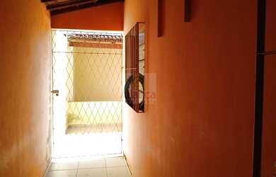 Imagem 1: Casa à Venda em Vida Nova