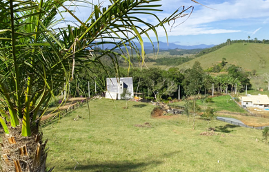 Imagem: A chácara está localizado em Canelinha, SC à venda por R$140.000