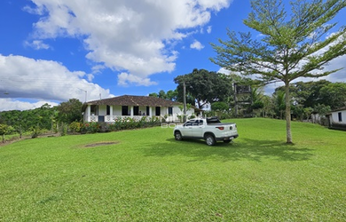 Imagem: A fazenda está localizado em Barro Preto, BA à venda por R$1.900.000