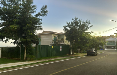 Imagem: O terreno possui 500m² de Área e está localizado em Alphaville