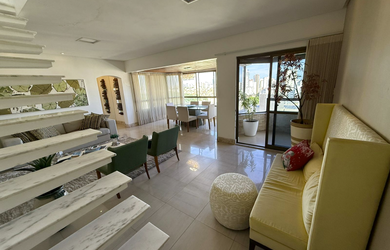 Imagem: O apartamento possui 4 Dormitórios, 4 Suítes, 6 Banheiros