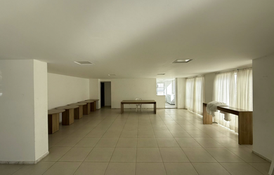 Imagem: O apartamento possui 2 Dormitórios, 1 Suíte, 3 Banheiros