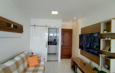 Imagem: O apartamento possui 3 Dormitórios, 1 Suíte, 2 Banheiros