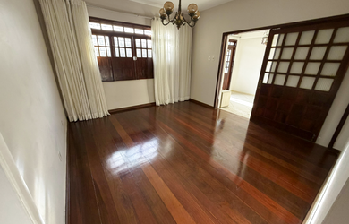 Imagem: O apartamento possui 3 Dormitórios, 1 Suíte, 2 Banheiros